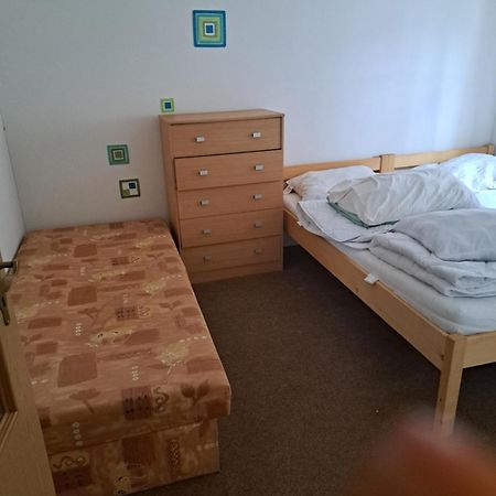 Domek U Rybnika Schloss Bosig Екстериор снимка